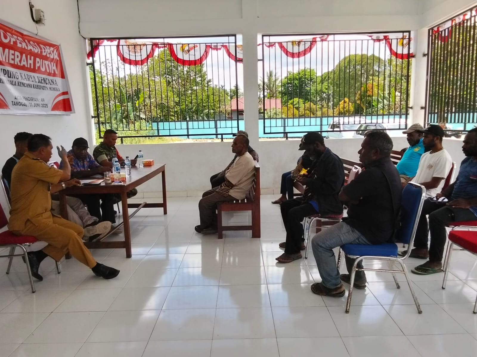 Suasana pertemuan terkait musyawarah desa khusus terkait Koperasi merah putih