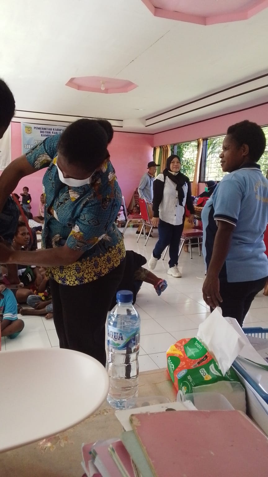 KAMPUNG UTIKINI SATU RUTIN GELAR POSYANDU SETIAP BULAN, PULUHAN BALITA, IBU HAMIL, LANSIA ANTUSIAS IKUT LAYANAN DAN TERIMA PMT