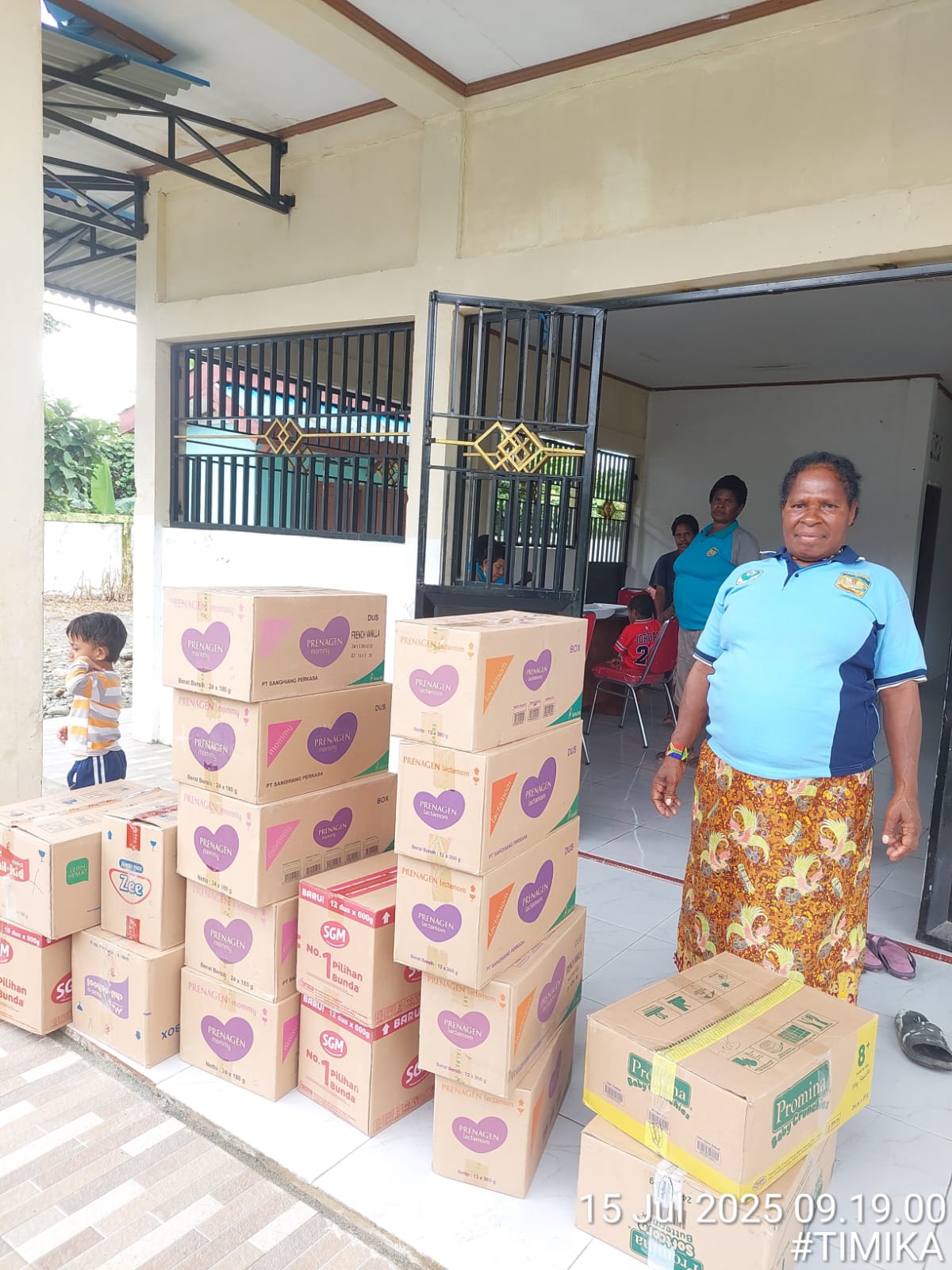 Makanan tambahan yang akan dibagikan kepada balita, ibu hamil dan lansia