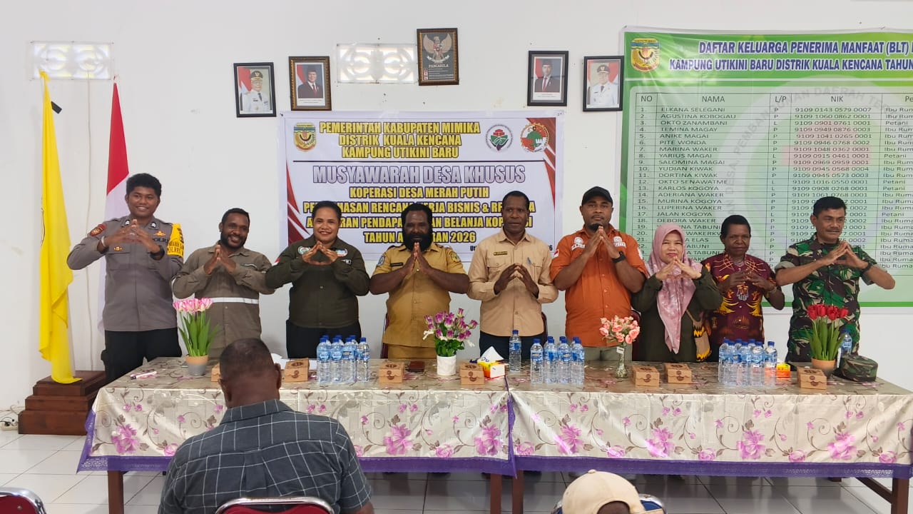 UTIKINI SERAHKAN LAHAN UNTUK KOPERASI MERAH PUTIH