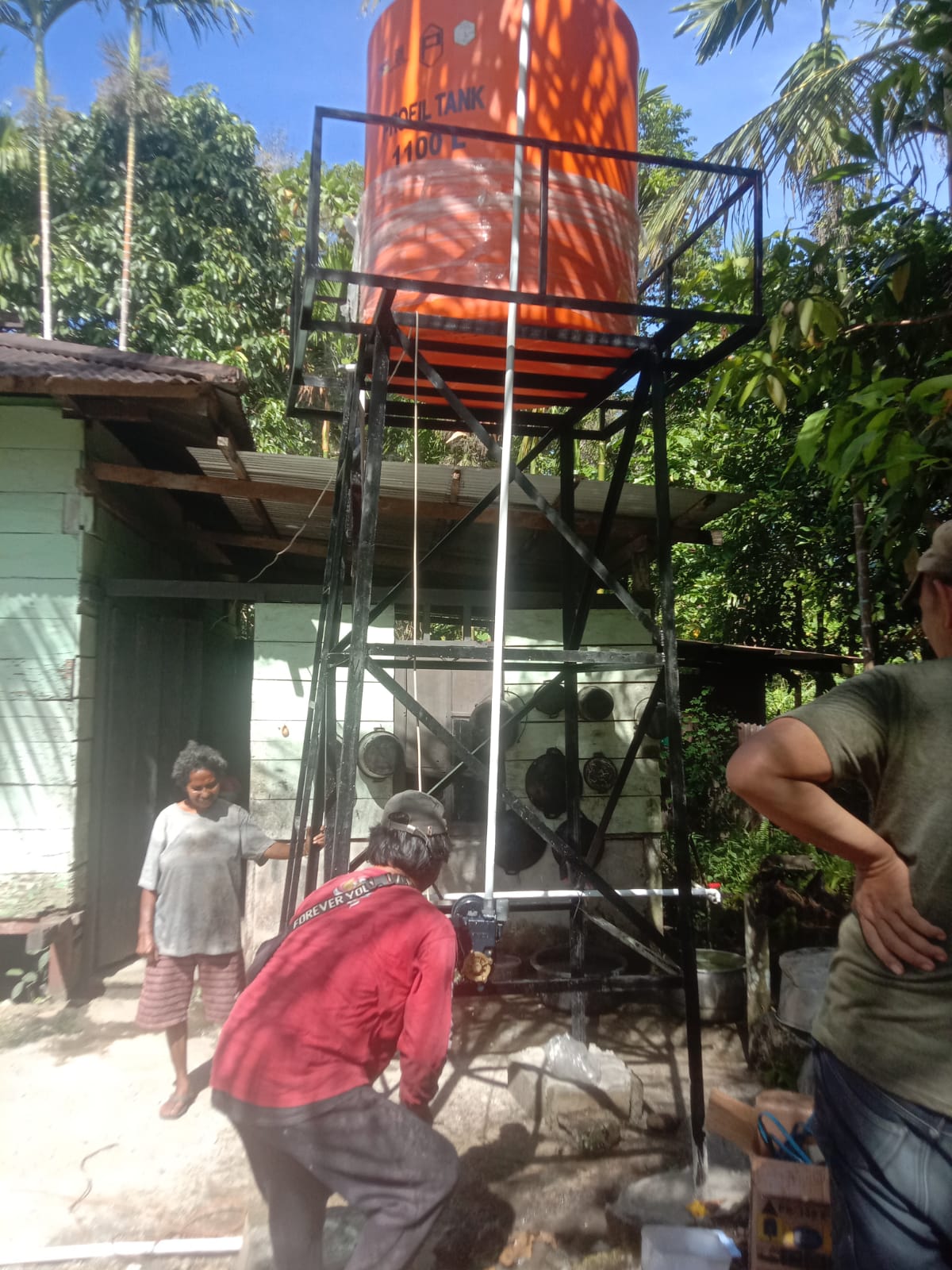 JAMIN PERSEDIAAN AIR BERSIH WARGA, PEMKAM KARYA KENCANA BANGUN 8 SUMUR BOR