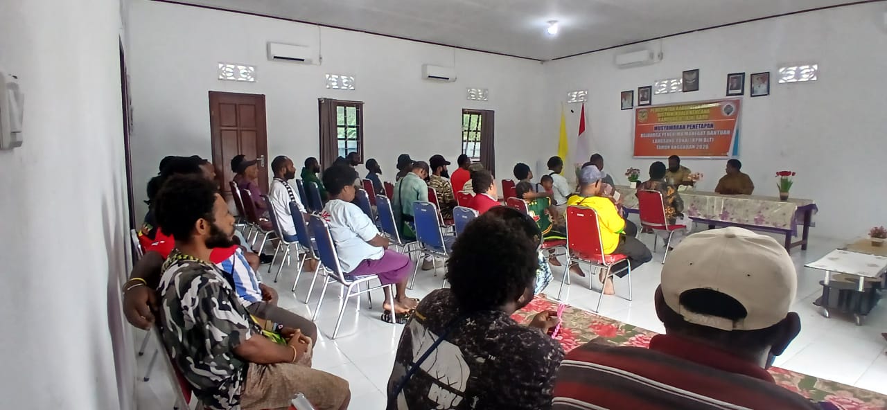 Suasana pemilihan ketua-ketua RT di Kampung Utikini Satu 