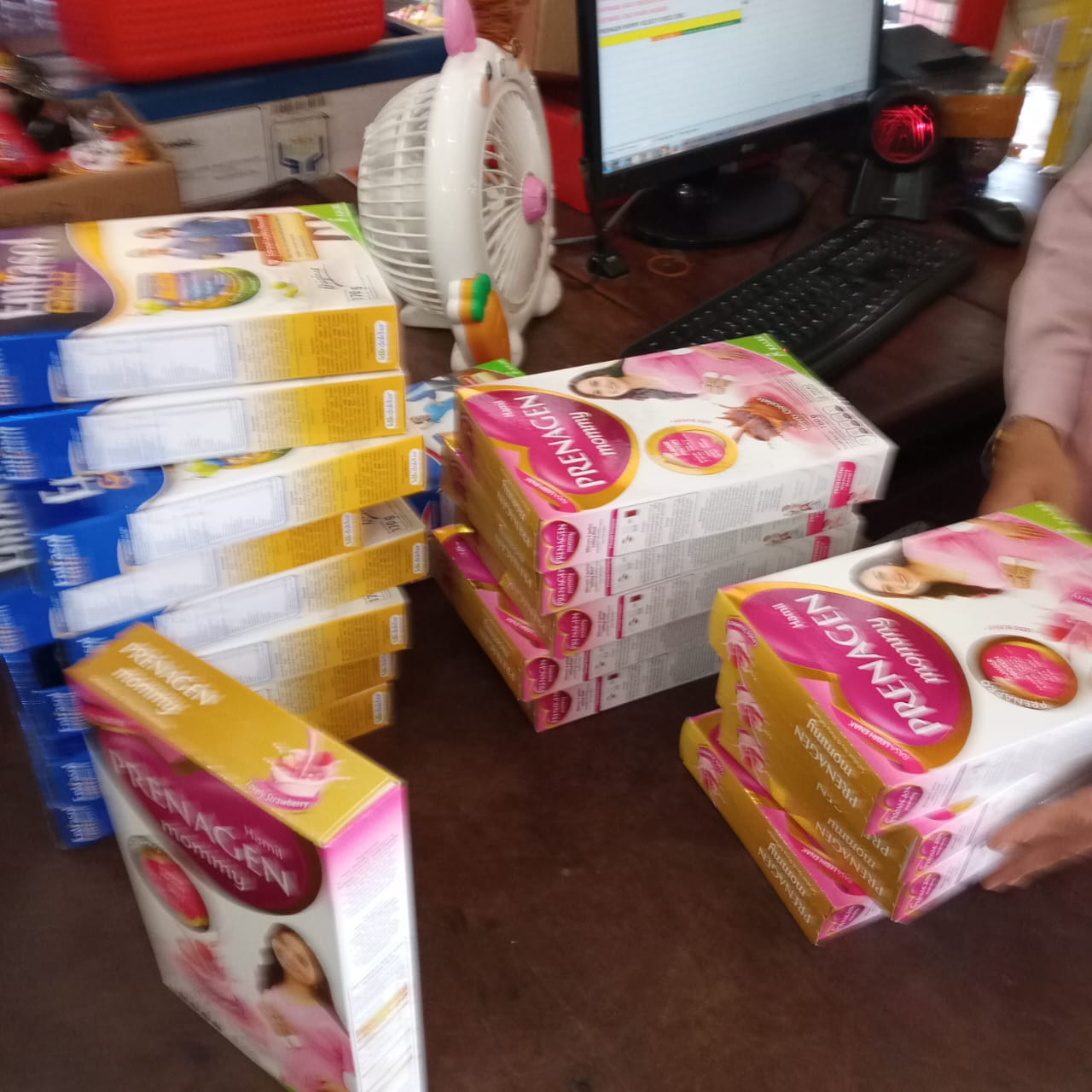 Susu formula untuk ibu hamil dan lansia