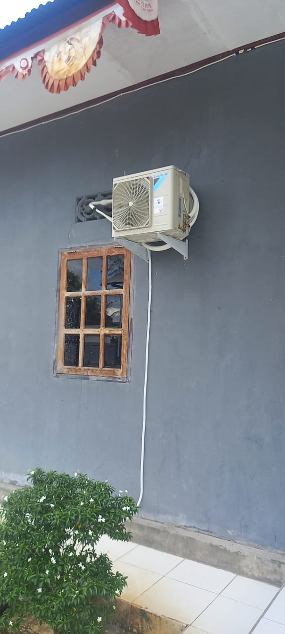 AC yang telah terpasang