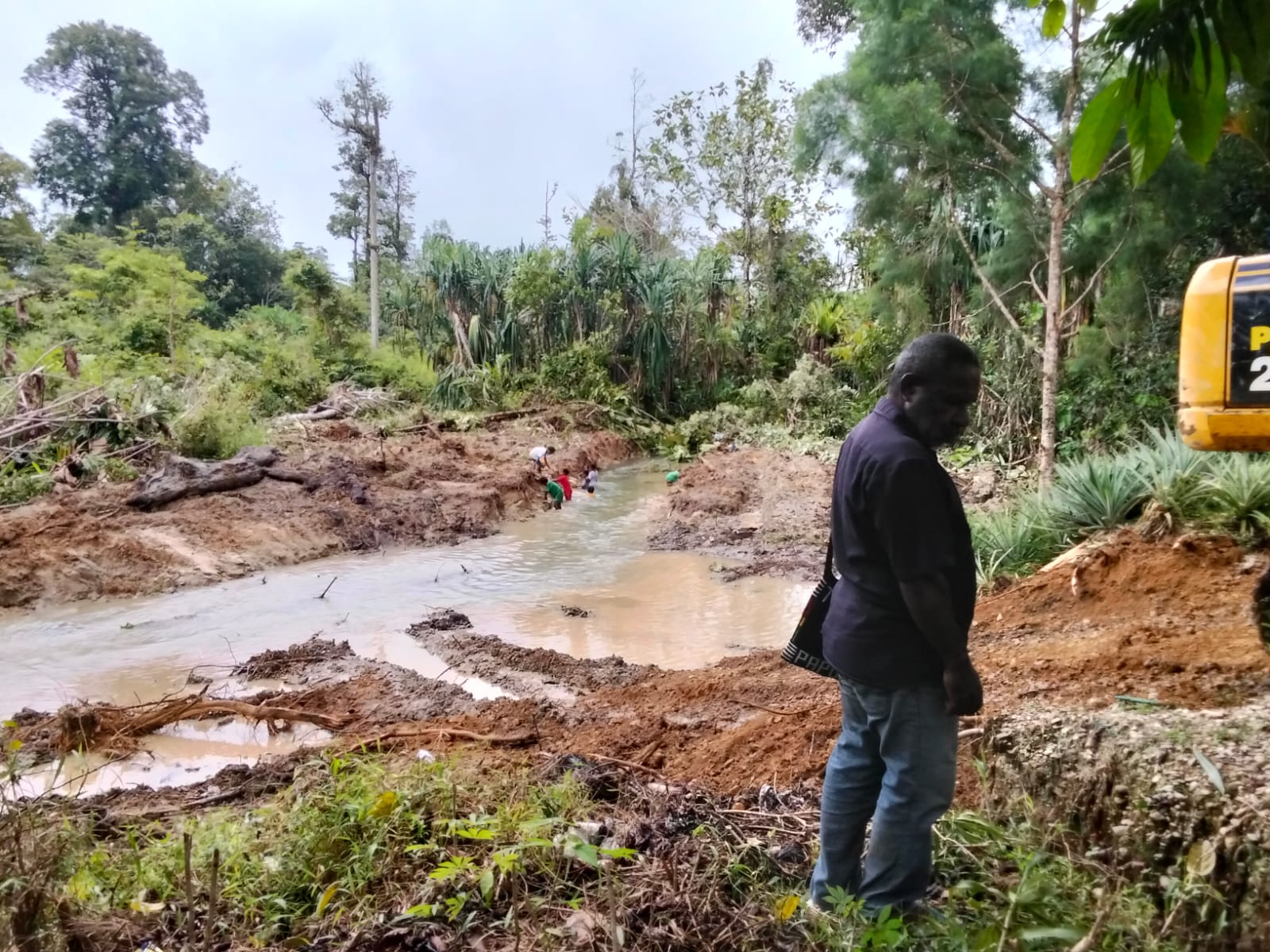 Kondisi sungai setelah dinormalisasi