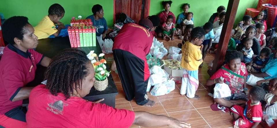 Makanan tambahan bagi anak-anak dan ibu hamil siap untuk dibagikan