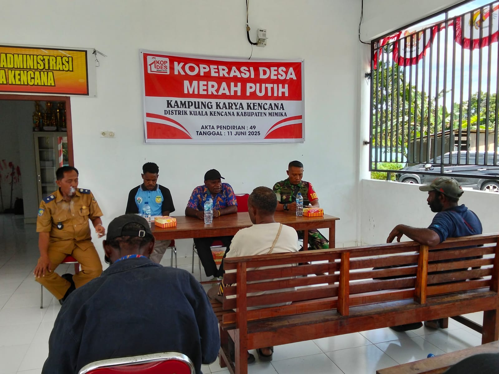 Suasana pertemuan terkait musyawarah desa khusus terkait Koperasi merah putih