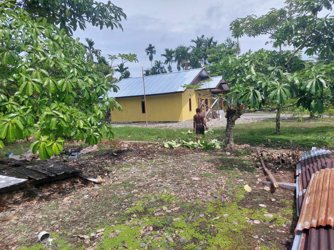14 RUMAH BARU RAMPUNG DIBANGUN, WARGA KAMPUNG TIOKA KENCANA KINI MILIKI HUNIAN LAYAK