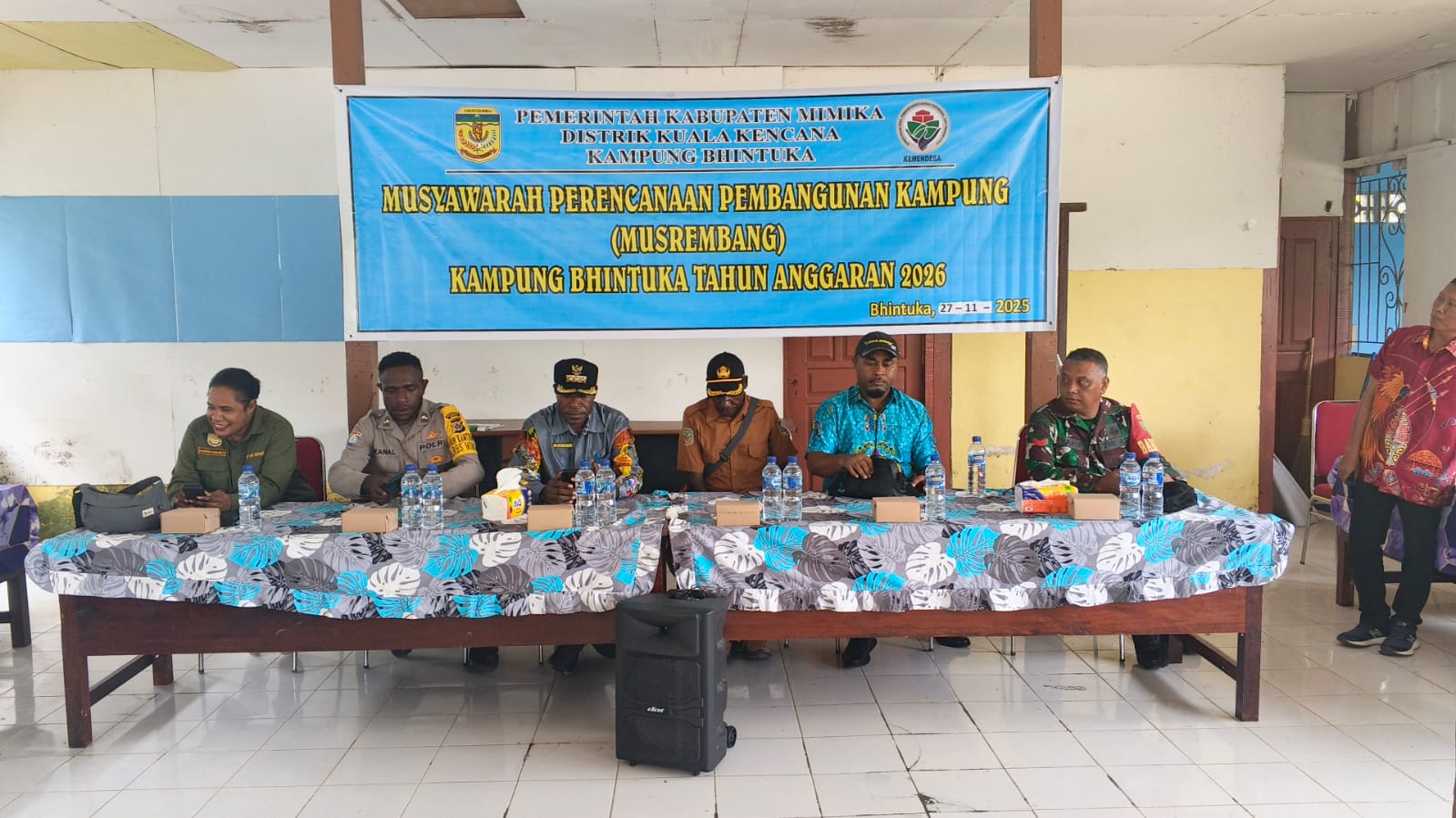 Suasana kegiatan musrenbang Kampung Bhintuka