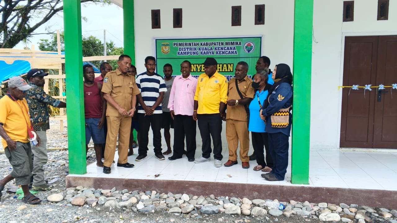 PENGURUS KARANG TARUNA KAMPUNG KARYA KENCANA TEMPATI KANTOR BARU, RAKAM SUNTORO: TEMPAT UNTUK BERDISKUSI, BERKREASI, MEMBERIKAN SUMBANGSIH UNTUK KEMAJUAN KAMPUNG